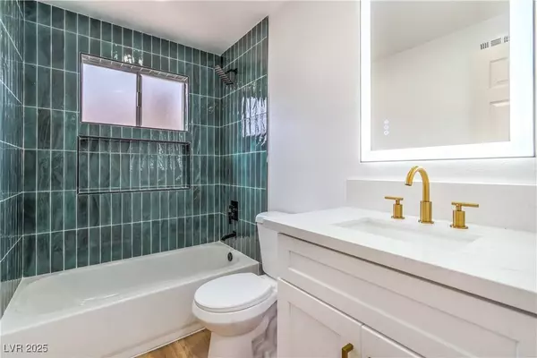 5239 Elgin CIR, Las Vegas, NV 89122