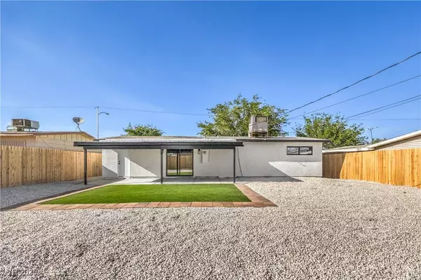333 Rossmoyne AVE, North Las Vegas, NV 89030