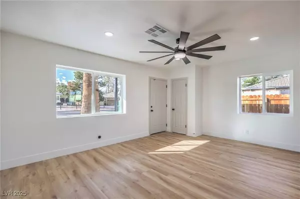 1209 S 17th ST, Las Vegas, NV 89104