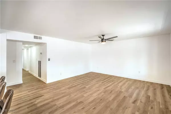 1600 E McDonald AVE, North Las Vegas, NV 89030