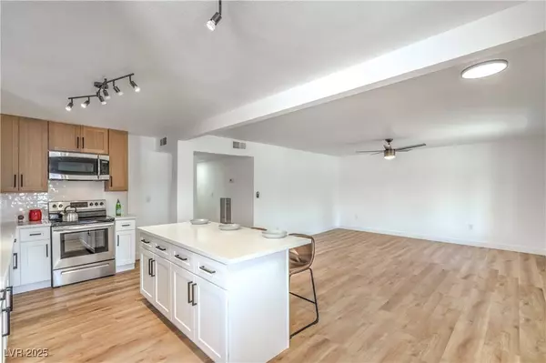 1600 E McDonald AVE, North Las Vegas, NV 89030