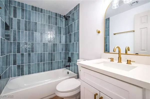 1731 Sherwin LN, Las Vegas, NV 89156