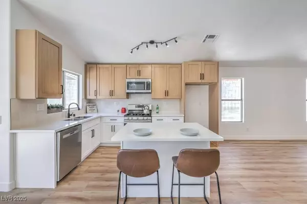 6456 First View AVE, Las Vegas, NV 89142