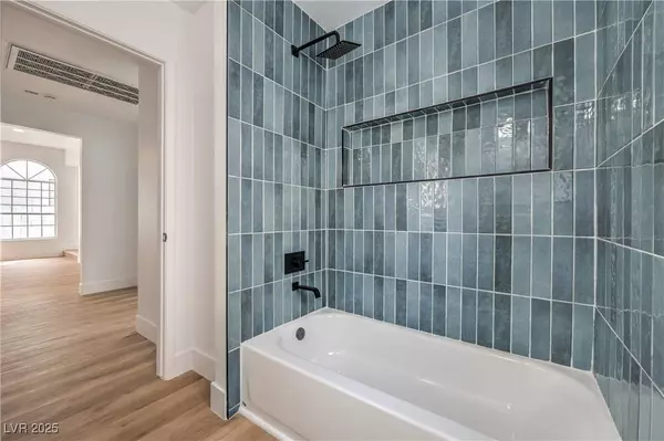 3104 Waterview DR, Las Vegas, NV 89117