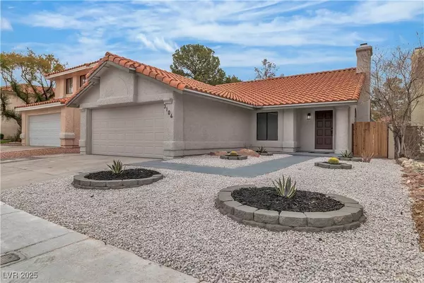 3104 Waterview DR, Las Vegas, NV 89117