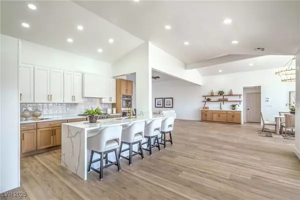 1144 Calico Ridge DR, Henderson, NV 89011