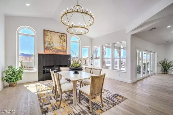 1144 Calico Ridge DR, Henderson, NV 89011