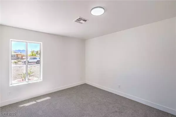 6120 Madre Mesa DR, Las Vegas, NV 89108