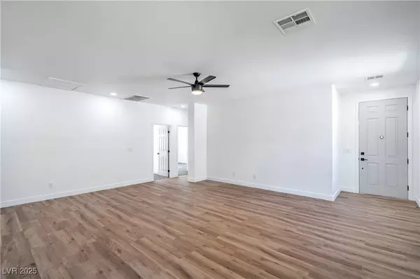 4908 Apache Valley AVE, Las Vegas, NV 89131