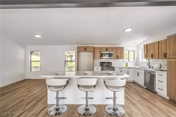 1830 Quintearo ST, Las Vegas, NV 89115