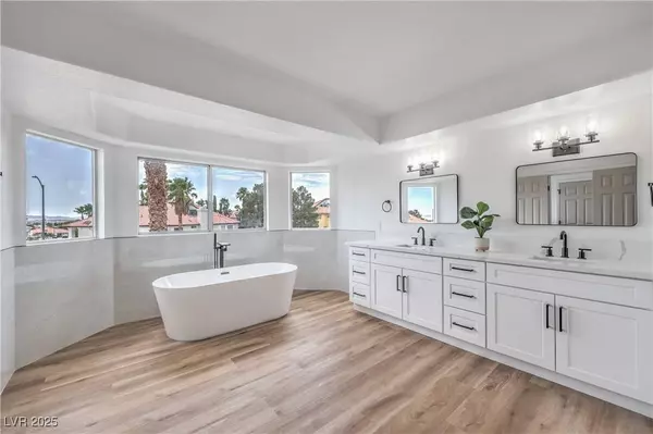 9141 Ivory Beach DR, Las Vegas, NV 89147