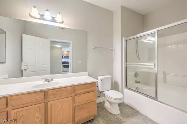 6160 Rumrill ST #215, Las Vegas, NV 89113