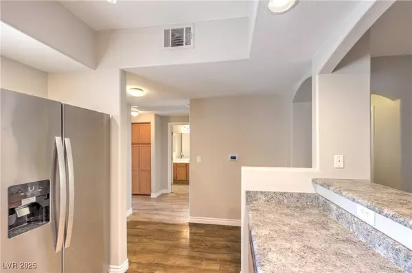 6160 Rumrill ST #215, Las Vegas, NV 89113