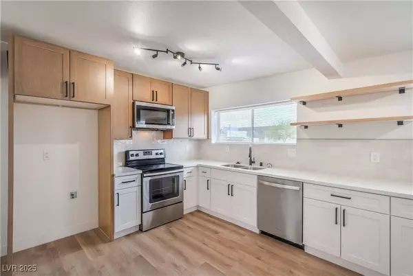 4640 Eleanor CIR, Las Vegas, NV 89121