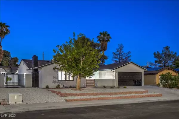 3676 N Braewood AVE, Las Vegas, NV 89120