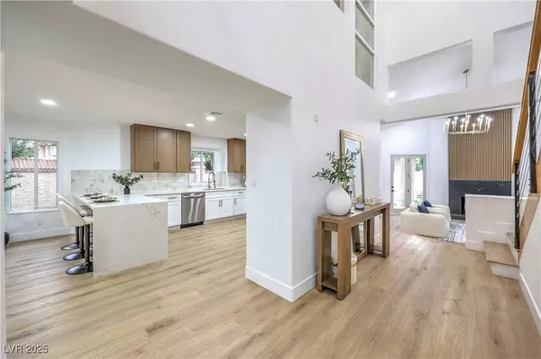 4925 Turtle Point DR, Las Vegas, NV 89113