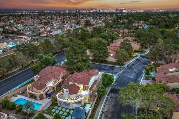 4925 Turtle Point DR, Las Vegas, NV 89113