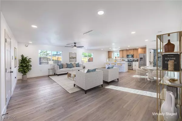 1027 Laurel AVE, Las Vegas, NV 89104