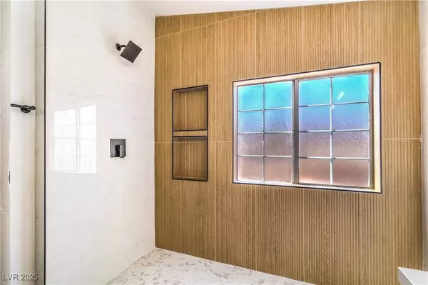 2883 Mammoth CT, Las Vegas, NV 89142