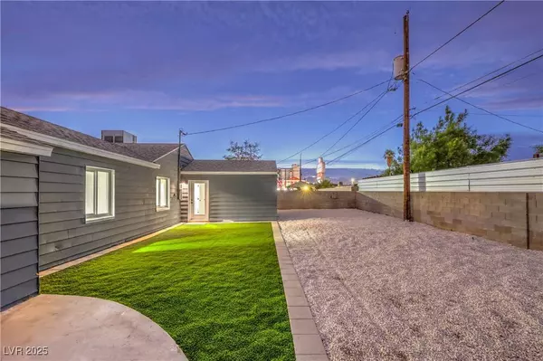 4700 Fulton PL, Las Vegas, NV 89107