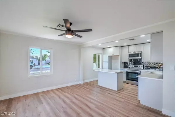 4700 Fulton PL, Las Vegas, NV 89107