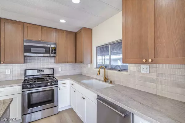 3438 Isle Royale DR, Las Vegas, NV 89122