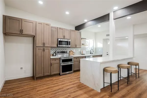 1955 Raindance WAY, Las Vegas, NV 89169