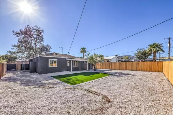 30 Lowery ST, Henderson, NV 89015