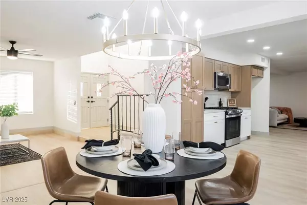 389 Cove CT, Henderson, NV 89002