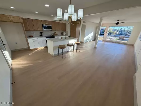 1905 Walker ST, Las Vegas, NV 89106