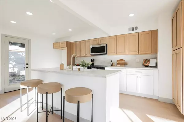 1905 Walker ST, Las Vegas, NV 89106