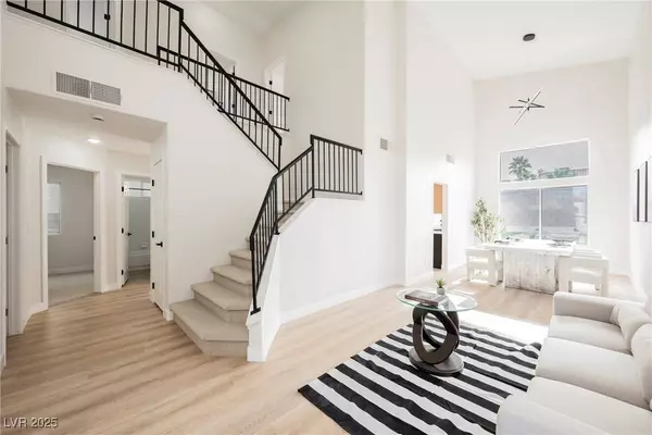 7313 Sunspot DR, Las Vegas, NV 89128