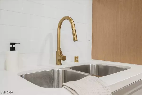 3114 Scarlet Oak AVE, Las Vegas, NV 89104