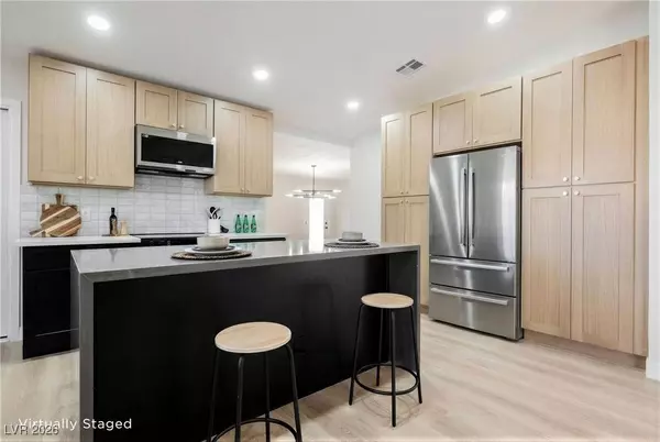 6601 Boxwood LN, Las Vegas, NV 89103