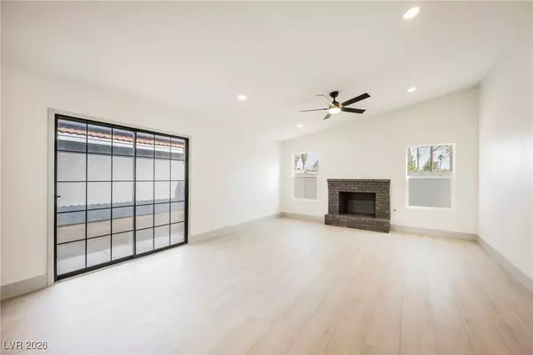 1732 Yellow Rose ST, Las Vegas, NV 89108