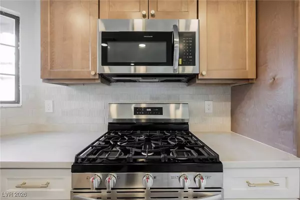 1732 Yellow Rose ST, Las Vegas, NV 89108