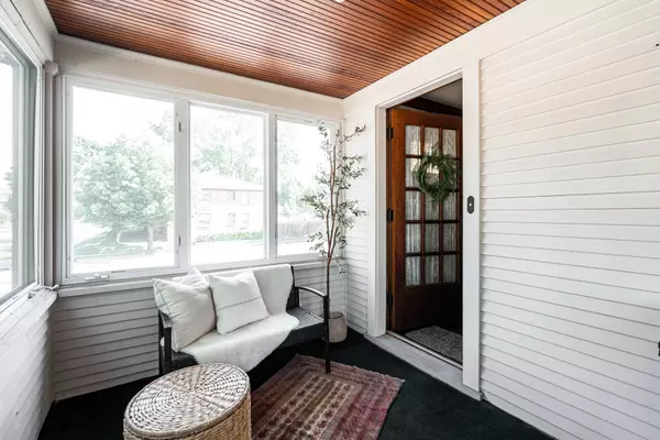 1606 S 82nd St, Milwaukee, WI 53214-4423