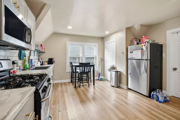 633 E Burleigh St Unit 635, Milwaukee, WI 53212