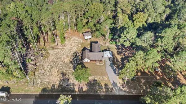 139 E Wilkerson Ferry Road, Lucedale, MS 39452