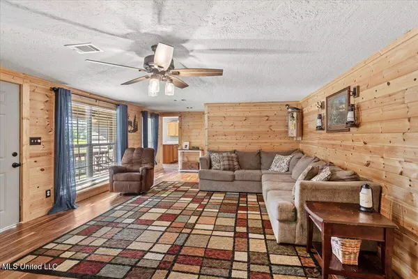 139 E Wilkerson Ferry Road, Lucedale, MS 39452