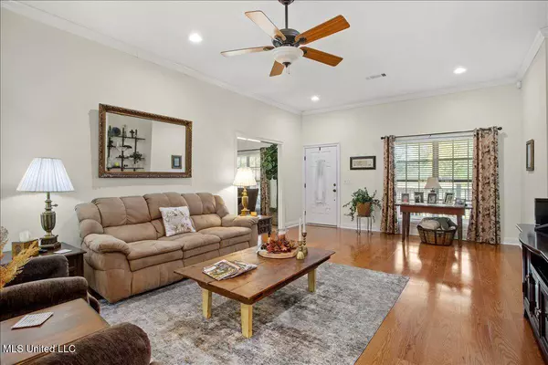 2118 Paulding Road, Leakesville, MS 39451