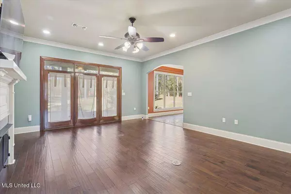 10 Magnolia Crossing Road, Sumrall, MS 39482