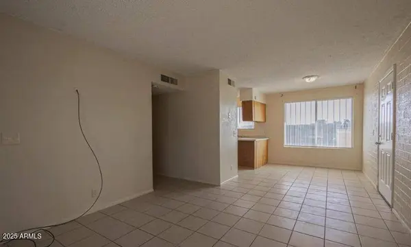 1680 N CAMERON Street, Casa Grande, AZ 85122