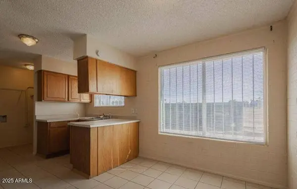 1680 N CAMERON Street, Casa Grande, AZ 85122