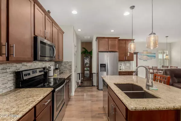 18263 W CEDARWOOD Lane, Goodyear, AZ 85338