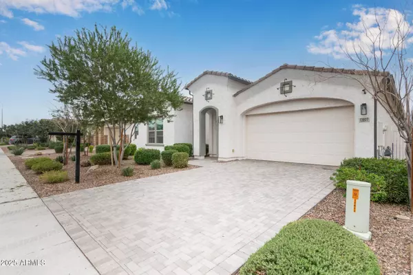 11807 W PARKWAY Lane, Avondale, AZ 85323