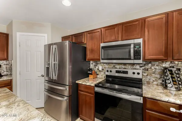 29122 N RED FINCH Drive, San Tan Valley, AZ 85143