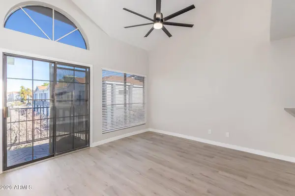 8888 N 47TH Avenue #212, Glendale, AZ 85302