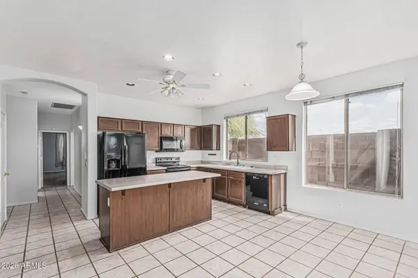 408 N FALCON Court, Gilbert, AZ 85234