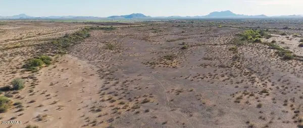 8020 N 381st Avenue #24, Tonopah, AZ 85354